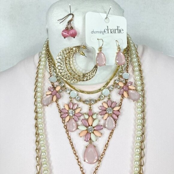 Gold Tone Pink and Faux Pearls Charming Charlie Statement Necklace Set Mary Kay - Picture 8 of 9